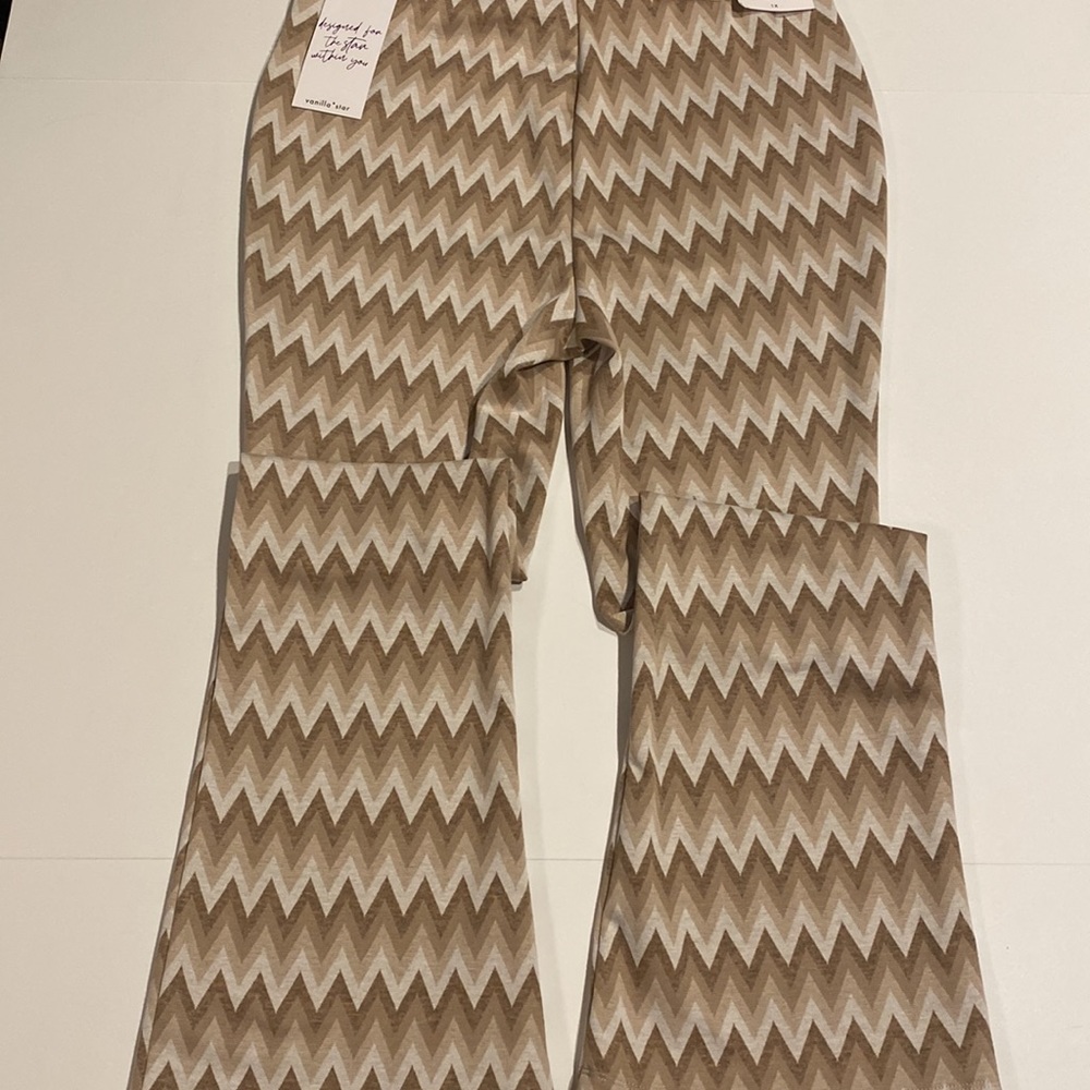 Vanilla Star Juniors 1X Chevron Pull On Flare Knit Pants New D30 - Picture 16 of 16